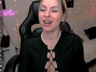 lerika-moore webcam model stream image