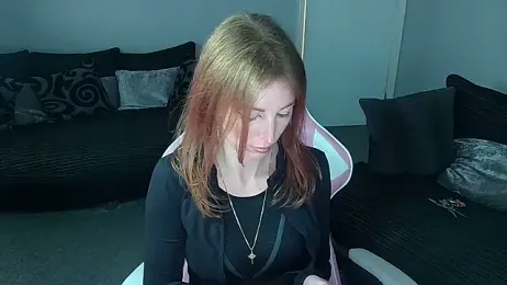 Red_firesquirt webcam model stream image