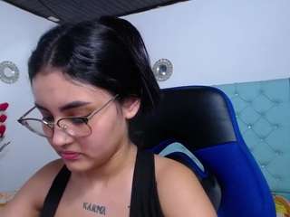 antonellasweetlittle webcam model stream image