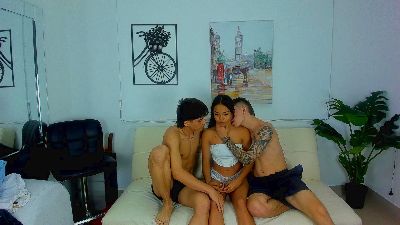 crazy_house01 webcam model stream image