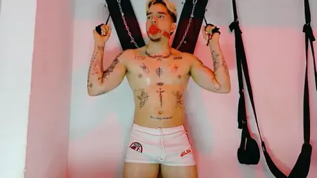 AliceandMax webcam model stream image