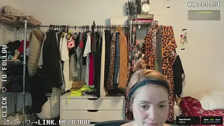 radioamore webcam model stream image