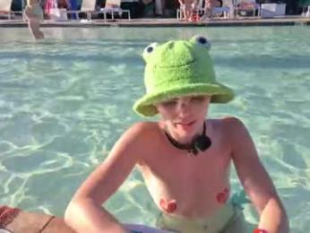 emmasky69 webcam model stream image