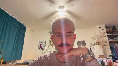 julius_hxt webcam model stream image