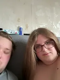 CurvyPaar2 webcam model stream image