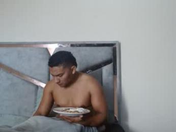 alexvsluisa webcam chaturbate model stream image