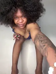 Boneca25 webcam model stream image