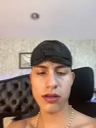 Lander_Cruz webcam model stream image