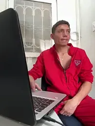 santiObrero webcam stripchat model stream image