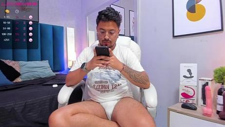 DaviidEvans_ webcam model stream image