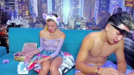 play_hard66 webcam model stream image