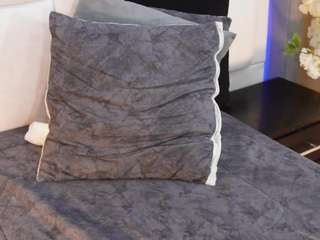 cutearii webcam model stream image