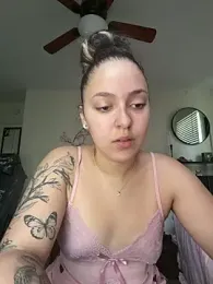 Mamachulita webcam model stream image