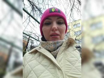 DIVORA webcam bongacams model stream image