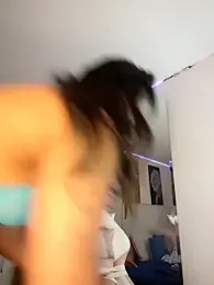 SamathaMay webcam model stream image