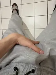 Hornybigdicksxd webcam model stream image