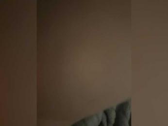 2Bro webcam model stream image