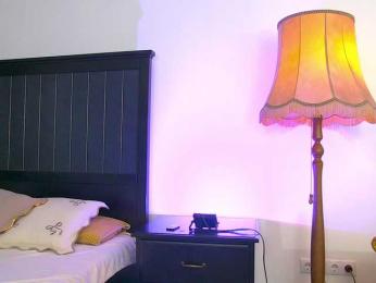 Yanira-Muslim webcam model stream image