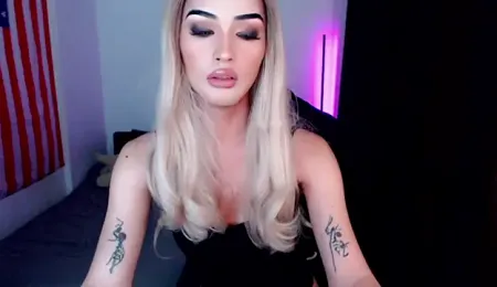 Alicegreenexx webcam model stream image