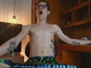 wolfan_sky webcam model stream image