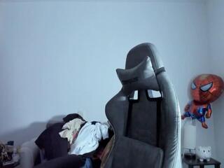 Luigi White webcam flirt4free model stream image