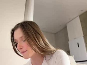 vi_world webcam model stream image