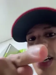 HarryGaze webcam stripchat model stream image