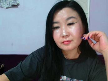 Bet-Lu webcam bongacams model stream image