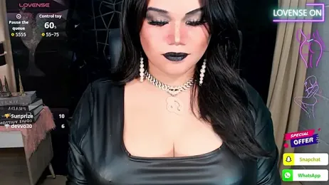 xHugeHarleySelfsuckerx webcam model stream image