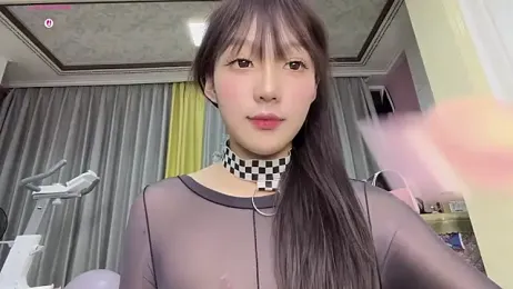 Yaya--728 webcam model stream image