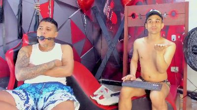 Julian_and_Axel webcam model stream image