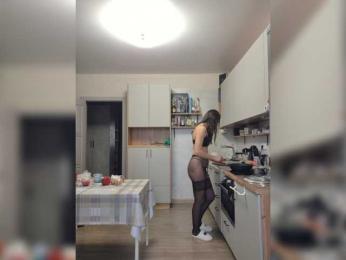 Maya_zabava webcam model stream image