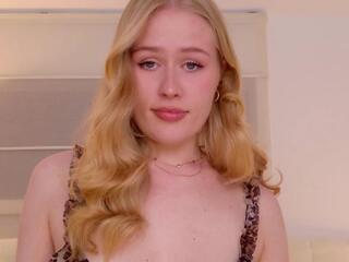 Juliajae webcam model stream image