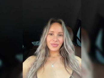 CandyViki webcam bongacams model stream image