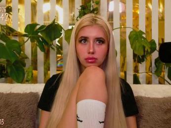 FlowwwerGirl webcam bongacams model stream image