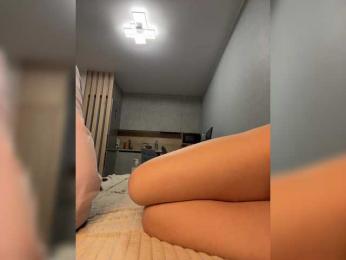 QueenKing webcam model stream image