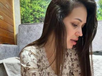 Anutka-chocolatee webcam bongacams model stream image