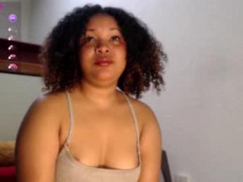 suggabrown_ webcam model stream image