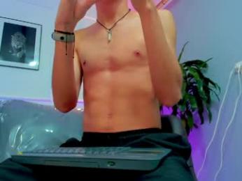 jake_evanss_ webcam model stream image