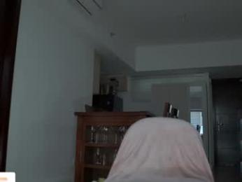 belle_adrienne webcam model stream image