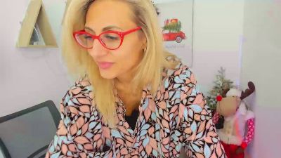 MuseOfStage webcam model stream image