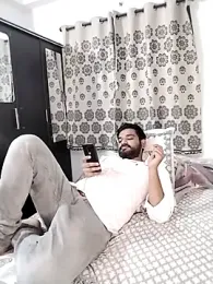 avi007p webcam model stream image