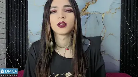 MaeveKuro webcam model stream image