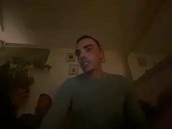 Chaud06_french webcam model stream image