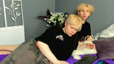 Mark_Brain webcam model stream image