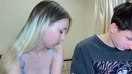 MiaAndWilliam webcam model stream image