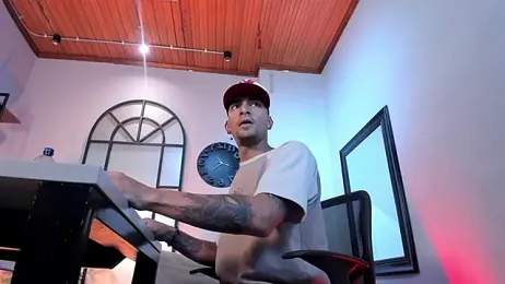 DrakeNeumann webcam model stream image