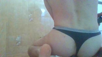 Guesh72 webcam cam4 model stream image