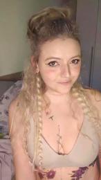 AkeiaH webcam model stream image