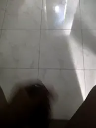 Leon_hot33 webcam model stream image